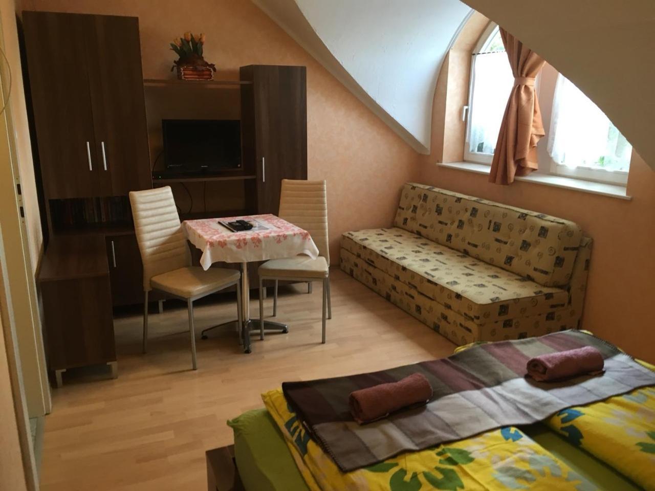 David Apartman Gyula Esterno foto